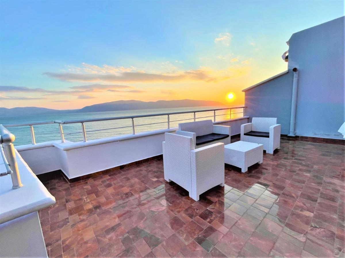 Sky & Sea Viewing Apartment Vlorë 외부 사진