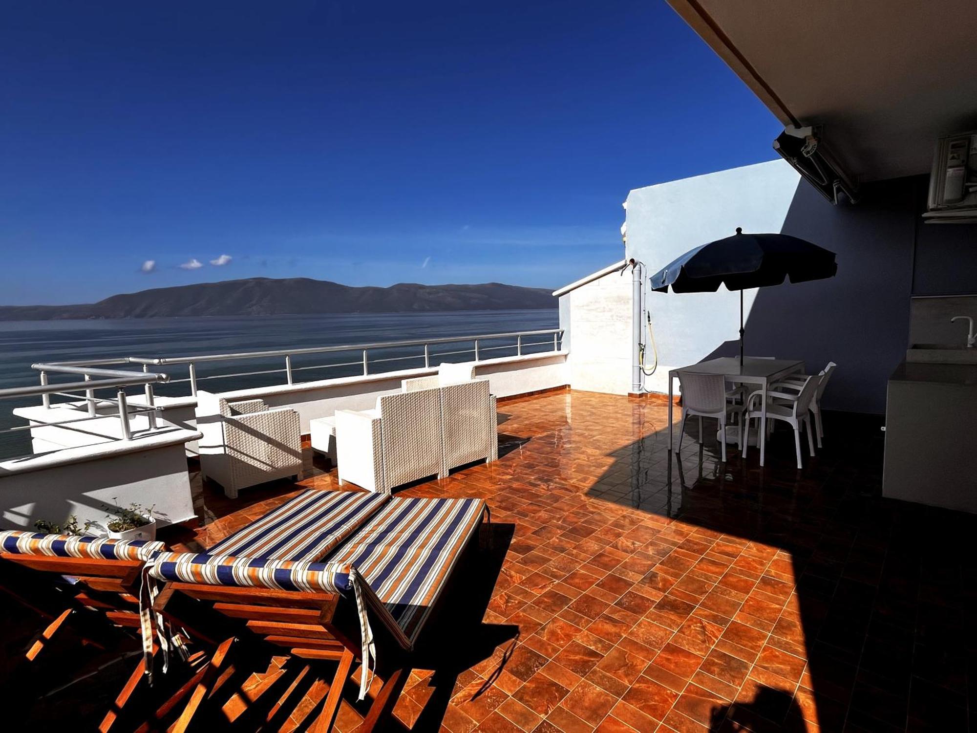 Sky & Sea Viewing Apartment Vlorë 외부 사진